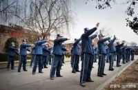 什么？在监狱的生活中还可以“开小灶、住单间”？