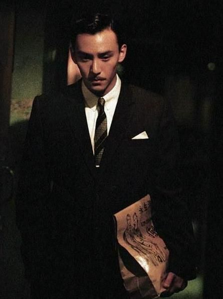 张震为新角色暴瘦20斤,脸颊凹陷惹粉丝心疼,太敬业了