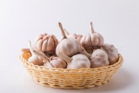 大蒜的各种吃法与用途，让你的生活更加多彩！