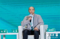 丘晖：当代老年人正不断地观察新科技接受新技术