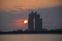 如何在各种设备上轻松打开定位功能，享受便利生活