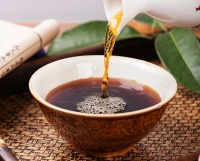 中药泡酒，越久越猛？爱喝药酒的人，可别一无所知