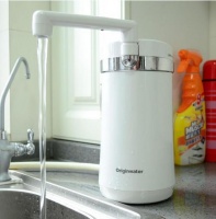 碧水源净水器：健康生活的选择