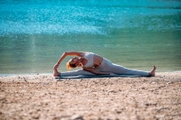 瑜伽——双面魔法：好处点亮生活，坏处待你知晓