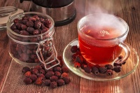 山楂茶的制作方法及健康益处：简单美味，品味健康生活