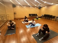 苏州中心广场社区：定期瑜伽课 引领健康生活新风尚