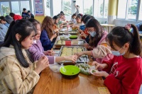 学校举办“和美校园，开心生活”健康美食节系列活动