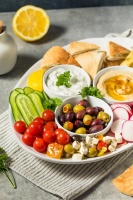 拥抱健康生活：探索日常饮食、运动与良好生活习惯的全面养生之道