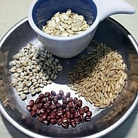 山药薏米红豆燕麦粥(美容减肥之五谷养生粥)怎么做