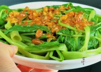 夏天减肥就要吃这5种绿叶菜，每天炒一盘，肠道不堵，越吃腰越瘦