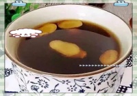 生姜泡水的健康益处与禁忌人群