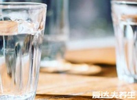 正确喝水减肥法，清晨/餐前/下午/睡前都需要喝一杯水 — 养生百科网