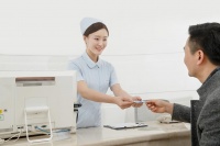 严禁泄露诊疗信息，为患者隐私套上制度之锁