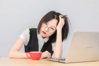 脾胃虛弱最怕3個(gè)中成藥！正確使用，搞定夏日“胃不服”