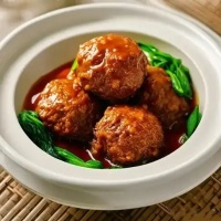 狮子头是哪里的特色菜？为什么叫这个名字？