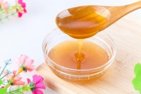 蜂蜜哪个牌子的好？这五个牌子的蜂蜜，质地浓稠，口感醇厚~