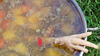 用吸油紙吸湯里的油衛(wèi)生嗎