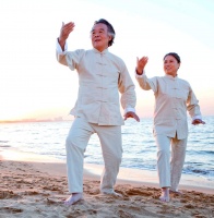 如何預(yù)防與護(hù)理老年人失能與半失能