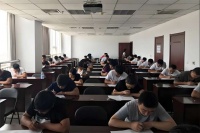 孕期日常生活护理：夏季湿疹痱子防治及胎教意义，美丽与气质并重的孕妇护肤打扮指南