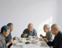 一天2頓飯，和一天3頓飯，哪種更健康？一日3餐，哪頓飯更重要？