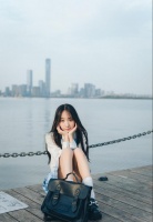 早熟”吗？揭秘时尚圈模特的成长加速度