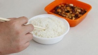 晚餐不可忽视！用餐时遵循3个“一点”，或能使身体更受裨益