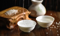 JACC：轻至中度饮酒，有益心血管健康，癌症另说