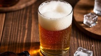 啤酒和饮料哪一个更健康