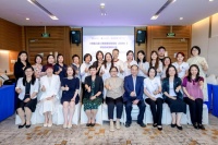 京报网：《中国儿童心理健康报告》蓝皮书研究项目在京启动
《中国儿童心理健康报告》蓝皮书项目7月16日在北京正式启动，计划于2026年底前正式发布。
《中国儿童心理健康报告》蓝皮书项目由国际救助儿童会（英国）北京代表处、北京师范大学中国公益研究院联合发起。项目将整合医疗、教育、公益、媒体等多方资源，重点针对儿童焦虑、抑郁、校园欺凌、数字沉迷等突出问题开展专题研究，通过翔实的数据分析与典型案例剖析，提...
