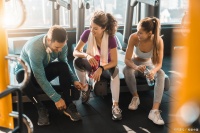 健康生活：参与社交活动和团队运动对心理健康和社交技能的提升！