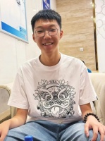 一位眼科医院CEO给自己孩子做近视手术的抉择