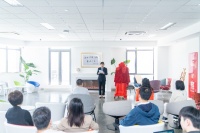 上海戲劇學(xué)院心理健康教育與咨詢中心（教師）正式揭牌