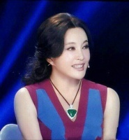 刘晓庆60岁，进监狱，身材丰满如18，出来再嫁富豪，牛