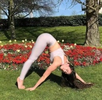 如何練就修長美腿？這7式瑜伽不容錯過，助你甩掉贅肉，塑造線條