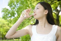 饭前喝杯这个，血糖稳了、腰围小了，简单到每天都能坚持！