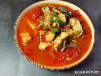 兩個(gè)人的晚餐，米粥菜肴簡(jiǎn)單家常，粗細(xì)搭配味美易消化