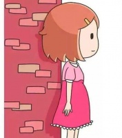 靠墙站立：现代生活中的健康解决方案