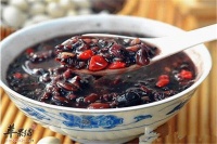 枸杞黑豆粥——滋補(bǔ)抗疲勞養(yǎng)血