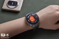 華為 Watch 4 Pro 手表更新至鴻蒙 4.2.0.351：UWB 無感車鑰匙適配問界 M9 / 智界 S7
