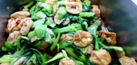 青菜與油面筋的健康美味組合