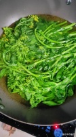 油菜：餐桌上的 “潤(rùn)胃通氣小衛(wèi)士”，養(yǎng)生竟有大作用