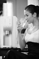 關(guān)注全家健康 飲水機(jī)清洗消毒這樣做!