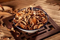 陳皮性熱還是性寒 陳皮長蟲了怎么處理