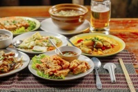 這樣吃晚餐才健康，既能減肥又養(yǎng)生，營養(yǎng)師都在用