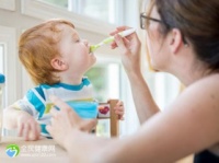 孕妇不能用化妆品成分有哪些？孕妇化妆品哪个牌子的安全？