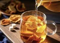 立秋后，血糖忽高忽低？可能是“濕氣”在作怪！這4種陳皮茶，糖友喝對(duì)了，代謝更穩(wěn)、人更有勁