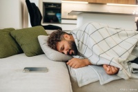 救命！原來(lái)睡覺(jué)真能“掉秤”？不是夢(mèng)！這樣睡，不知不覺(jué)就能瘦下來(lái)