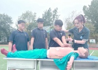 邯郸市中心医院专家团队走进校园，共筑健康防线