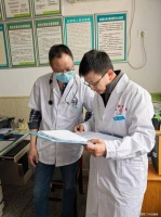 曾都醫(yī)院專家團隊蒞臨何店鎮(zhèn)中心衛(wèi)生院開展教學查房及工作指導