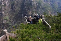 黄山松谷景区的幽深峡谷，探险徒步超健康！